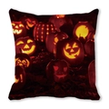 Fodera per cuscino di Halloween con zucche illuminate su foglie scure - Dark Dead Leaves Glowing Pumpkin (28)