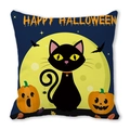 Detail van Halloween kussensloop met zwarte kat en pompoen op donkerblauw materiaal - Zwarte Kat Volle Maan Happy Halloween (6) / 45x45cm