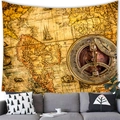 Arazzo da parete vintage con bussola nautica e mappa antica in un soggiorno moderno - 150x150 / Stile Bussola in Ottone Vintage (2)
