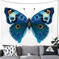 Wandteppich mit geometrischem blauem Aquarell-Schmetterling auf weißem Polyestergewebe - Geometrischer Blauer Schmetterling (3) / Klein