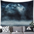 Mystischer Wandteppich mit Mond und Wald über einem modernen grauen Sofa - Stil 12