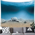 Arazzo mondo oceanico con conchiglie e luce solare appeso sopra un divano grigio - 100X70 / Stile 20