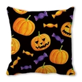 Halloween Kissenbezug mit Aquarell Kürbis und Süßigkeiten Motiven auf schwarzem Grund - Schwarzer Hintergrund Orangefarbener Kürbis (25) / 45x45 cm