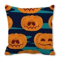 Halloween Kissenbezug mit orangefarbenen Kürbissen auf dunkelblauem Stoffhintergrund - Lustige orangefarbene Kürbisse (27) / 45x45 cm