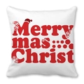 Gros plan sur l'imprimé Merry Christmas sur la taie d'oreiller carrée en peau de pêche - 45x45 cm / Motif Bonnet Noël (18)