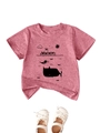 Gros plan du t-shirt rose pour enfants avec imprimé baleine et bateau dessinés - 90cm / Pêche