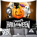 Tenture murale d'Halloween avec citrouille, fantôme et chat noir dans un salon moderne - 100x70cm (Peau de pêche) / Fantôme, chat noir et cimetière (17)