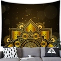 Détail de la texture du tapis mural mandala doré avec motifs bohèmes complexes - 100x70cm / Mandala Doré (16)