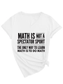 Λεπτομέρεια λευκού T-shirt με λαιμόκοψη V και τύπωμα για τα μαθηματικά σε μαύρο χρώμα - S / Λευκό