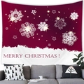Detalle de un tapiz navideño festivo con copos de nieve y deseos de Feliz Navidad - 100x70 Piel de Melocotón / Copo de Nieve Rojo y Blanco (17)