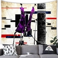 Détail d'une tapisserie d'art africain abstrait suspendue au-dessus d'un canapé moderne - Style Tenue Violette (10) / 100x70(Peau de Pêche)