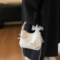 Sac à bandoulière blanc à nœud papillon avec anse plissée et dentelle délicate - Blanc Crème (Avec Pendentif)