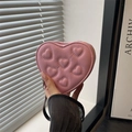 Quilted heart-shaped mini pink clutch bag with silver zipper and black strap - Pink
