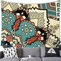 Böhmischer Mandala-Wandteppich mit geometrischen Mustern über einem modernen Sofa - Mandala-Stil (4) / Medium Pfirsichhaut