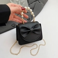Elegante mini borsa in pelle nera con manico in perle e fiocco decorativo sul davanti - Nero