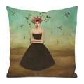 Housse de coussin en soie artificielle avec motif peint de femme surréaliste et d'oiseaux - Fille avec des Oiseaux Portant des Clés (6)