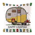 Detail eines weißen Kissenbezugs aus Kunstseide mit buntem Happy Campers Wohnwagen-Design - Buntes dekoratives Wohnmobil (22)