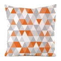 Dettaglio di federa quadrata con motivi a triangoli geometrici in arancione e grigio - Geometrico a Triangolo Arancio Grigio Bianco (7)