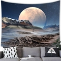 Detail eines Science-Fiction-Wandteppichs mit Mondmotiv an einer Wohnzimmerwand - 100x70(Pfirsichhaut) / Sci-Fi Mond (9)