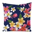 Détail du motif floral de frangipanier tropical sur housse de coussin bleu foncé - 45x45cm / Base Bleu Foncé Frangipanier (15)