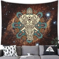 Détail d'une tenture éléphant mandala suspendue dans un salon de style moderne - Éléphant Mandala Bleu(5)