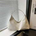Bolso hobo blanco minimalista de piel texturizada para el día a día de la mujer - Blanco