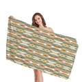 Minimalistisches geometrisches Strandtuch aus dickem Frottee in Olivgrün und Orange - Mehrfarbiges Wellengeometrisches Muster (2)