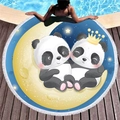 Rundes Strandtuch mit niedlichem Pandamotiv auf gelbem Mond und weißen Fransen - Cartoon Panda Auf Dem Mond (6)