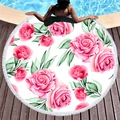 Rundes Strandtuch mit Aquarell-Rosenmuster und weißen dekorativen Quastenfransen - Aquarell Rosa Rose Druck (9)