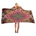 Böhmisches Strandtuch mit buntem Mandala-Muster in hellem Orange und kräftigem Blau - Regenbogen-Mandala und Paisley (14)