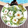 Rundes Strandtuch mit weißen Aquarellblumen und elegantem Quastenrand für den Pool - Weißer Blumen Grüner Blattstil (9)