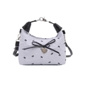 Sac à main blanc texturé avec nœuds noirs et pendentif en forme de cœur argenté - Bleu