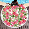 Rundes schnelltrocknendes Strandtuch mit rosa Blumenmuster und weißen Fransenquasten - Tropische Palmblätter Floral (12)
