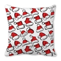 Detailansicht der quadratischen Weihnachtskissenhülle mit roten Mützen und Handschuhmustern - 45x45 cm / Weiß Rote Weihnachtsmütze Handschuh (33)