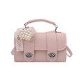 Sac bandoulière rose clair avec breloque cœur en perles et fermoirs métalliques pivotants - Rose Avec Charme
