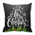 Détail de la housse de coussin de Noël avec texte Merry Christmas sur tissu noir - Modèle de Motif de Houx avec Mot d'Art Blanc sur Noir (5) / 45x45cm