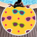 Yellow round beach towel with sunglasses pattern and white fringe tassels on pool deck - Yellow Fashion Sunglasses (11) / Diameter 150