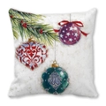 Kerst decoratieve vierkante kussensloop met feestelijke ornamenten en dennentakken - Kerstbal en Dennenboom Tak Stijl (1)