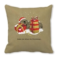Détail de l'imprimé chiot de Noël et boîte cadeau sur taie d'oreiller rayée - 45x45cm / Imprimé Chien qui Dort (6)