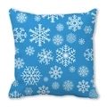 Federa per cuscino celeste con fiocchi di neve bianchi in morbido tessuto pelle di pesca - 45x45 cm / Stile 29 - Fiocchi di Neve Bianchi Celeste