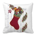 Housse de coussin peau de pêche avec chaussette de Noël rouge sur escalier blanc - Style Chaussette de Noël Rouge Rétro