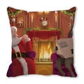 Weihnachtskissenbezug mit Weihnachtsmann und Rentier auf Sofa am Kamin, rot lila - Weihnachtsmann und Rentier Kamin (19)