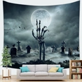 Halloween wandkleed met gotische begraafplaatsscène, schedels en vleermuizen - 100X70 / Skelet Hand (11)