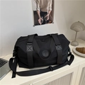 Borsa da viaggio leggera nera capiente con tracolla per sport e tempo libero - Nero