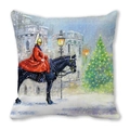 Weihnachtlicher Kissenbezug mit königlichem Wächter und schneebedecktem Schloss-Druck - Königliche Garde Weihnachtsszene (23)