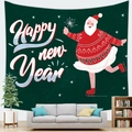 Detailansicht eines Weihnachtswandteppichs mit eislaufendem Weihnachtsmann über einem Sofa - 150x130(Kurzplüsch) / Dunkelgrüner Schlittschuhläufer (11)