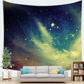 Tapiz de cielo estrellado con diseño de nebulosa sobre un sofá de salón - Nebulosa del Cielo Estrellado (1) / 150x100(Piel de Melocotón)