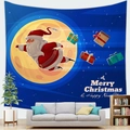 Kerst wandkleed met kerstman op blauwe achtergrond en Merry Christmas tekst - 100x70(Perzikhuid) / Vliegende Kerstman (Stijl 3)