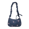 Borsa sottobraccio vintage in denim blu scuro con stampa floreale rosa e tracolla a pieghe - Blu scuro