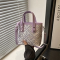Borsa viola in stile cinese con motivi geometrici e tracolla regolabile per donna - Viola